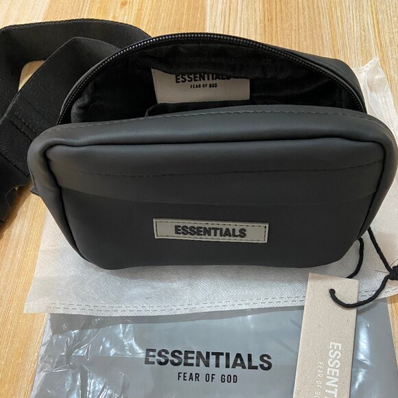 Essentials Belt Pouch Black - Picture 5 of 8